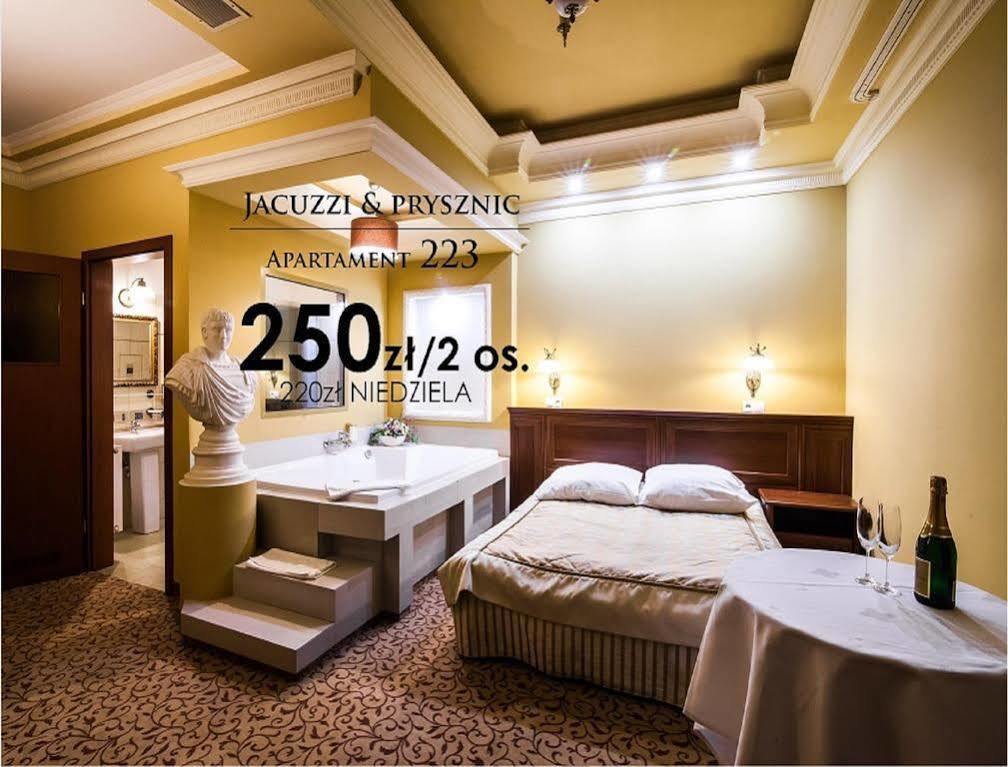 Hotel Venecia Palace Michalowice  Ngoại thất bức ảnh